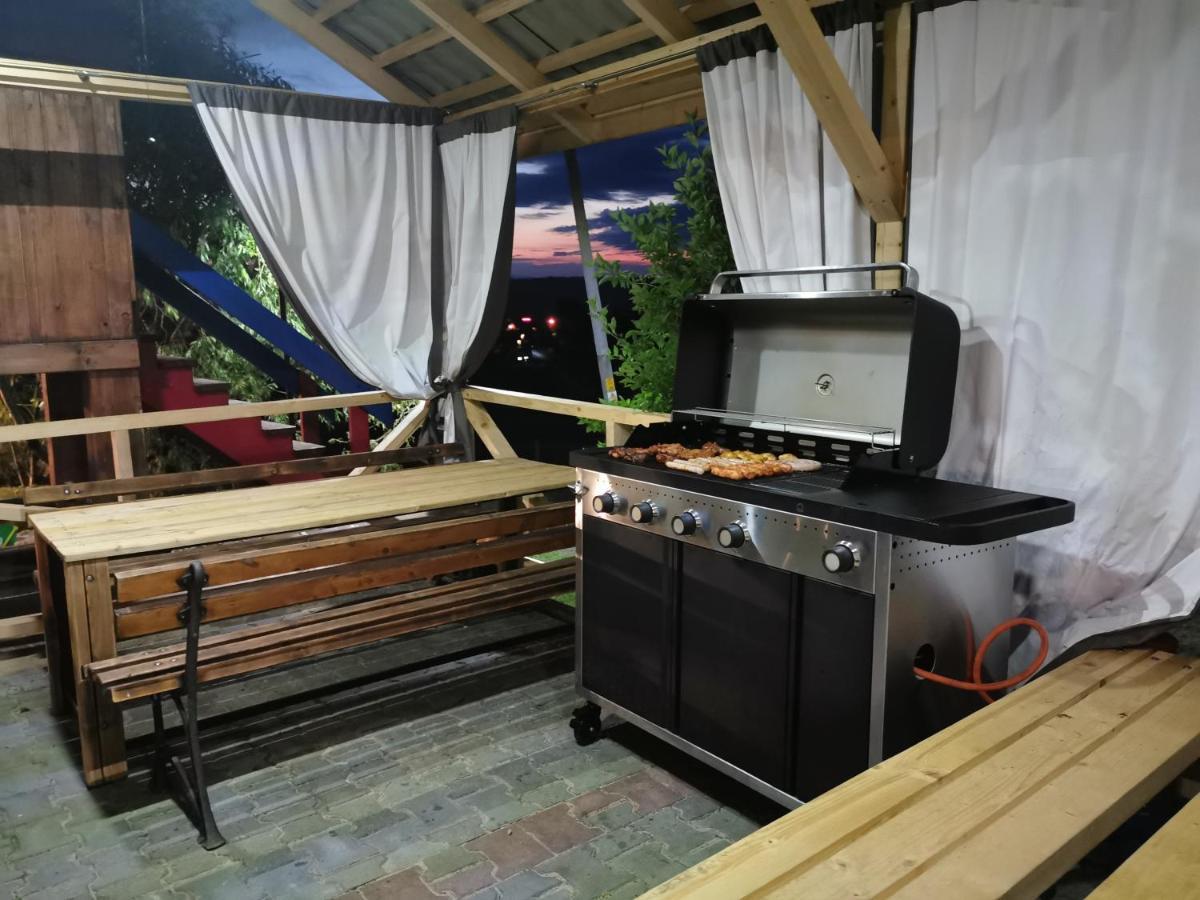 贝尔纳黛特度假酒店 穆扎希赫尔 外观 照片